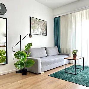 Bohemian Flat , Bucureşti România