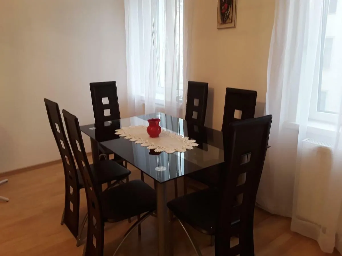 Apartments Diana-Contactless Check-In! Vídeň 0*,  Rakousko